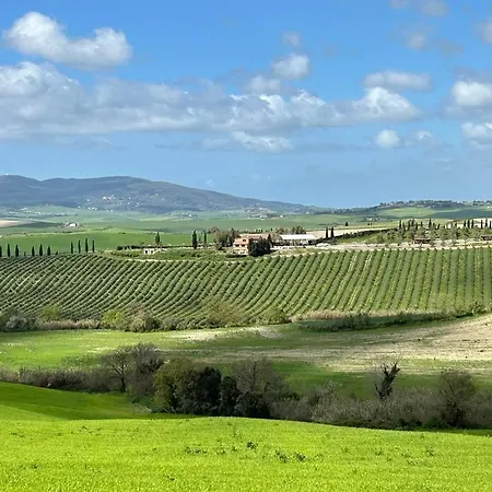 With Panoramic Vista * Santa Luce