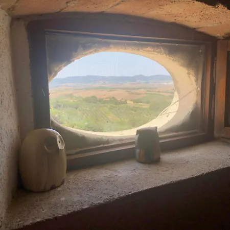 With Panoramic Vista * Santa Luce